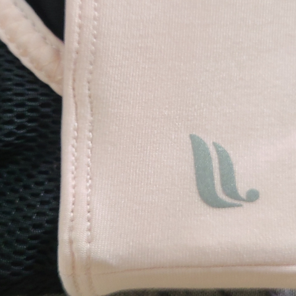 Fabletics L Bra - Picture 3 of 3